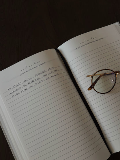 Encuentra Tu Esencia - Journal Guiado